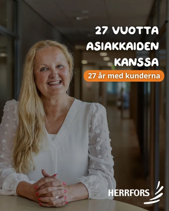 (FI/SVE) ”Kuuntelemisen taito on paras ominaisuus.”
Jo 27 vuotta Herrforsilla työskennellyt myyntipäällikkö Jaana Gäddnäs tietää, mitä asiakkaat haluavat, ja mitä he tarvitsevat. Hänen tärkein työkalunsa on edelleen puhelin, ja työn paras puoli on mahdollisuus oppia uutta joka päivä.
✨️Lue Katternö-lehdessä julkaistu artikkeli Jaanasta nyt Herrforsin nettisivuilta!
//
"Konsten att lyssna är den bästa egenskapen."
Efter 27 år på Herrfors vet försäljningschef Jaana Gäddnäs vad kunderna vill ha, och vad de behöver.
Telefonen är fortfarande hennes viktigaste verktyg, och det bästa med jobbet är att man lär sig nytt hela tiden.
✨️Läs artikeln om Jaana från Katternötidningen på vår webbplats!